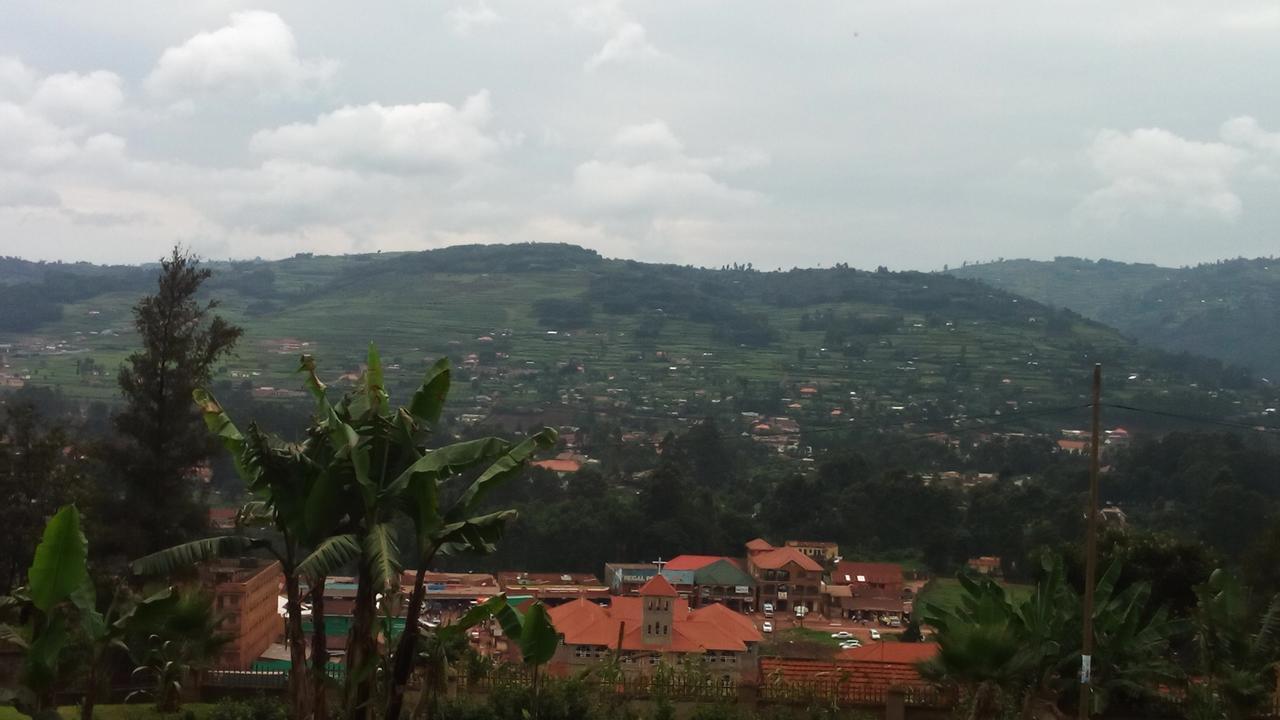 White Horse Inn Kabale Exteriér fotografie