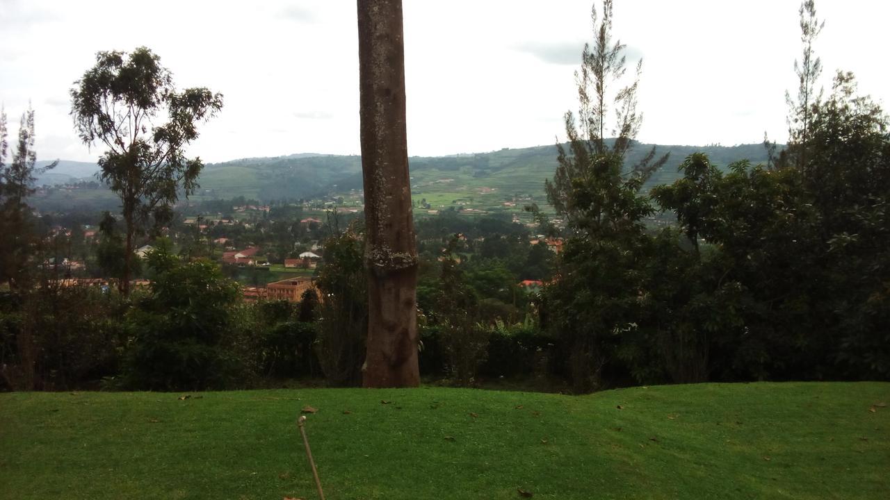 White Horse Inn Kabale Exteriér fotografie