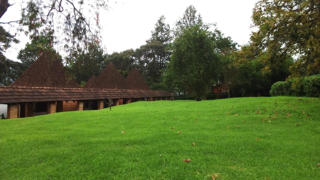 White Horse Inn Kabale Exteriér fotografie