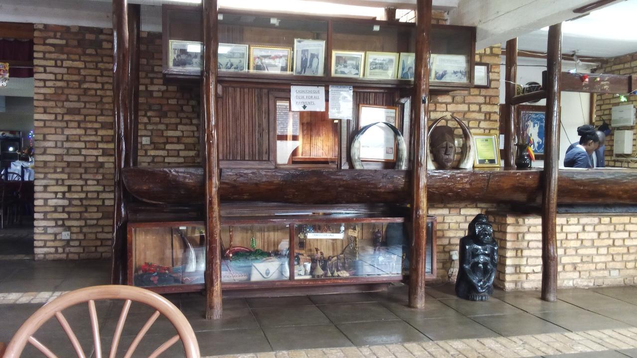 White Horse Inn Kabale Exteriér fotografie